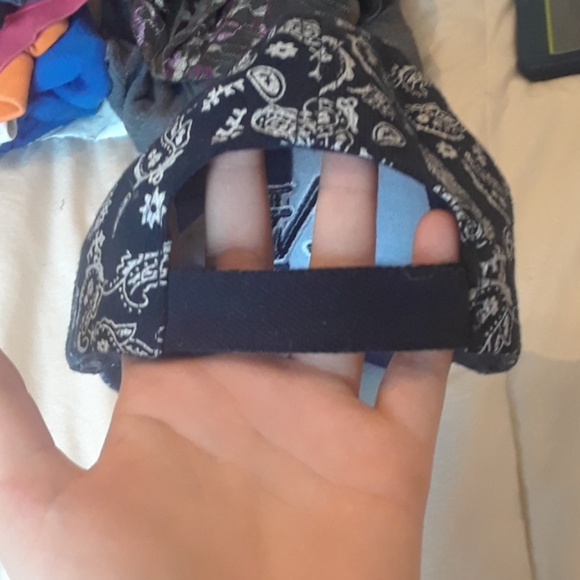 NY cap - Picture 2 of 2